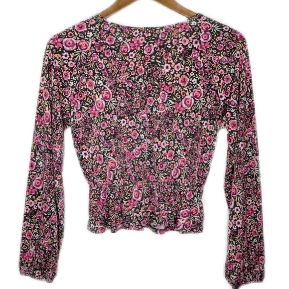 Kaileigh X Stitch Fix Cairo Front Twist Detail Knit Top Floral NWT - Picture 3 of 13